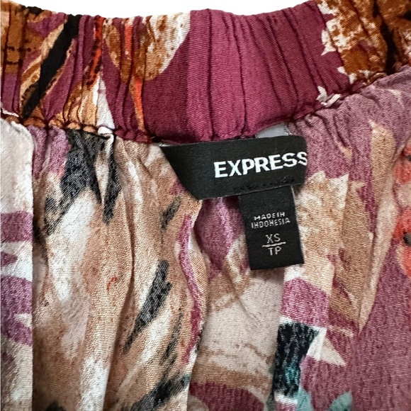 Express Tropical Romper size XS - Picture 13 of 15